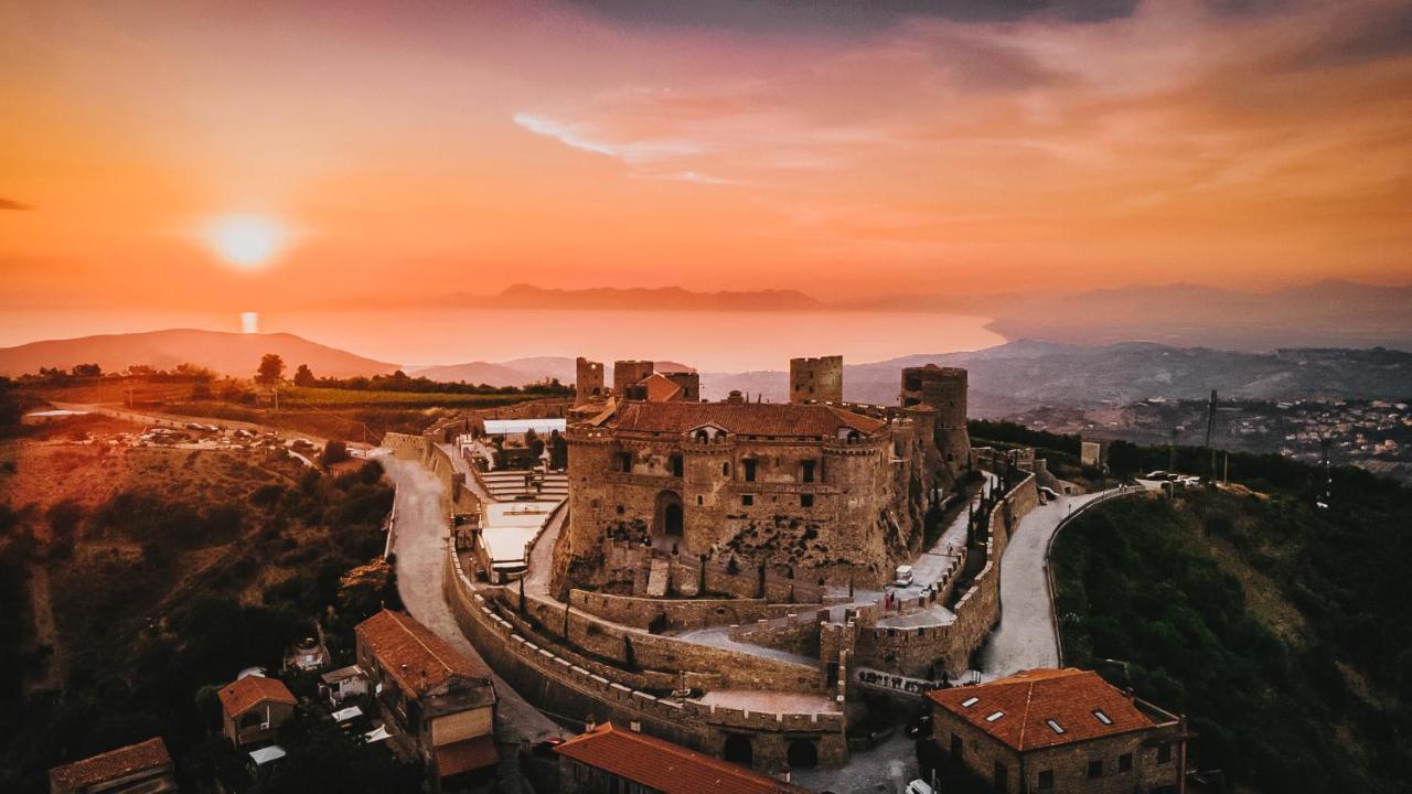 Castello Di Rocca Cilento Hotel Exterior foto